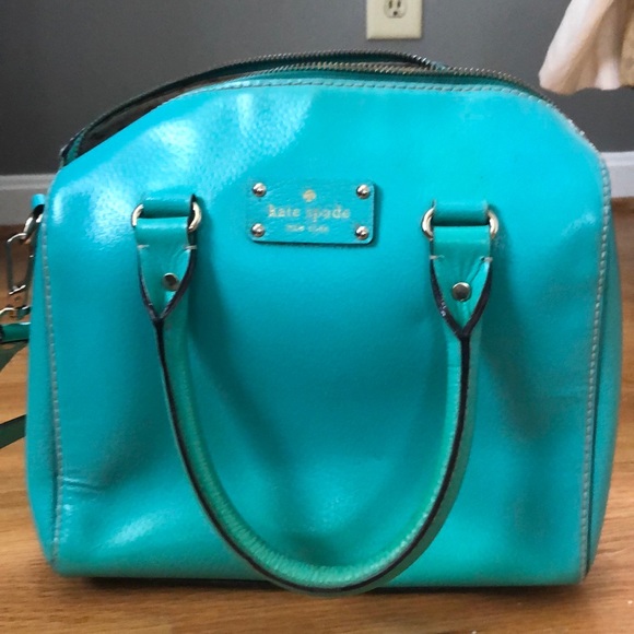 kate spade Handbags - Kate Spade top handle/crossbody tote